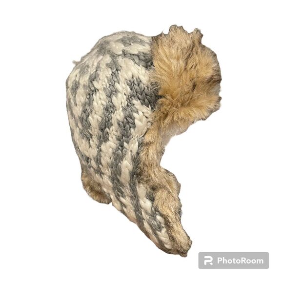 American Eagle Outfitters Trapper Hat Faux Fur AEO Winter OSFA - Picture 2 of 5